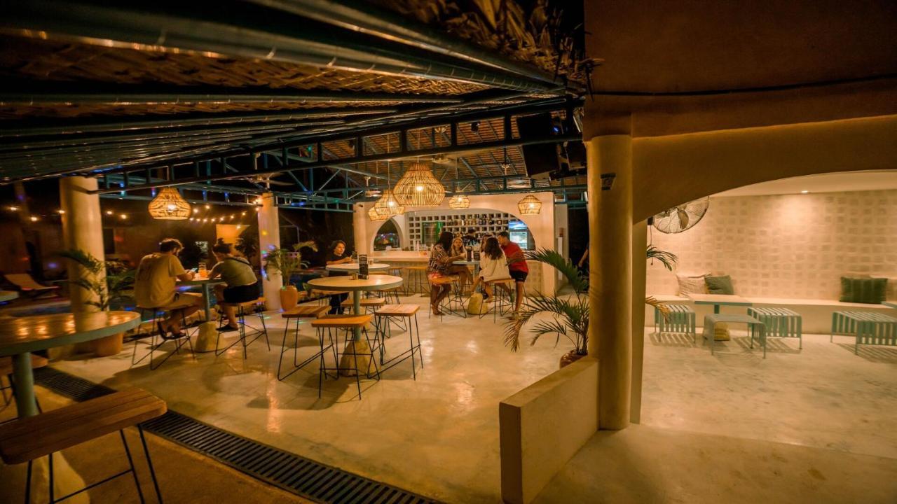Mad Monkey Panglao Exterior foto