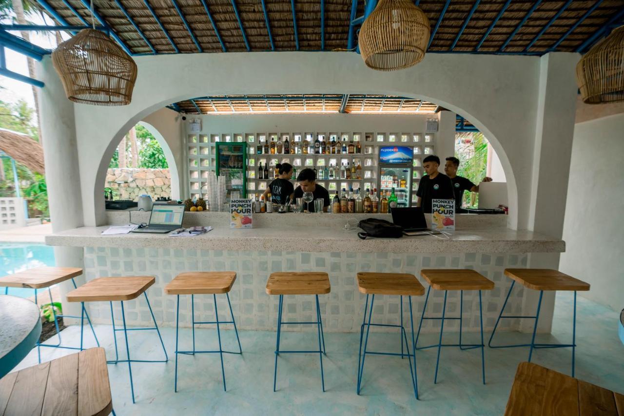 Mad Monkey Panglao Exterior foto
